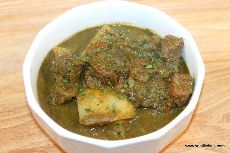 Green Beef Curry with Potatoes