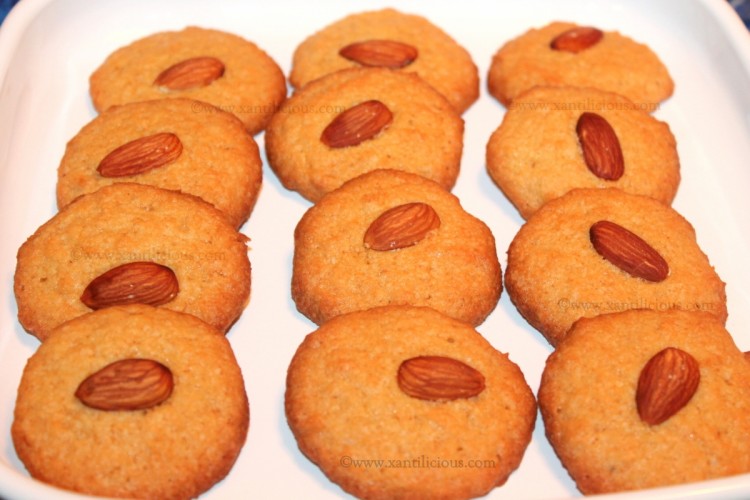 Coconut & Semolina Cookies